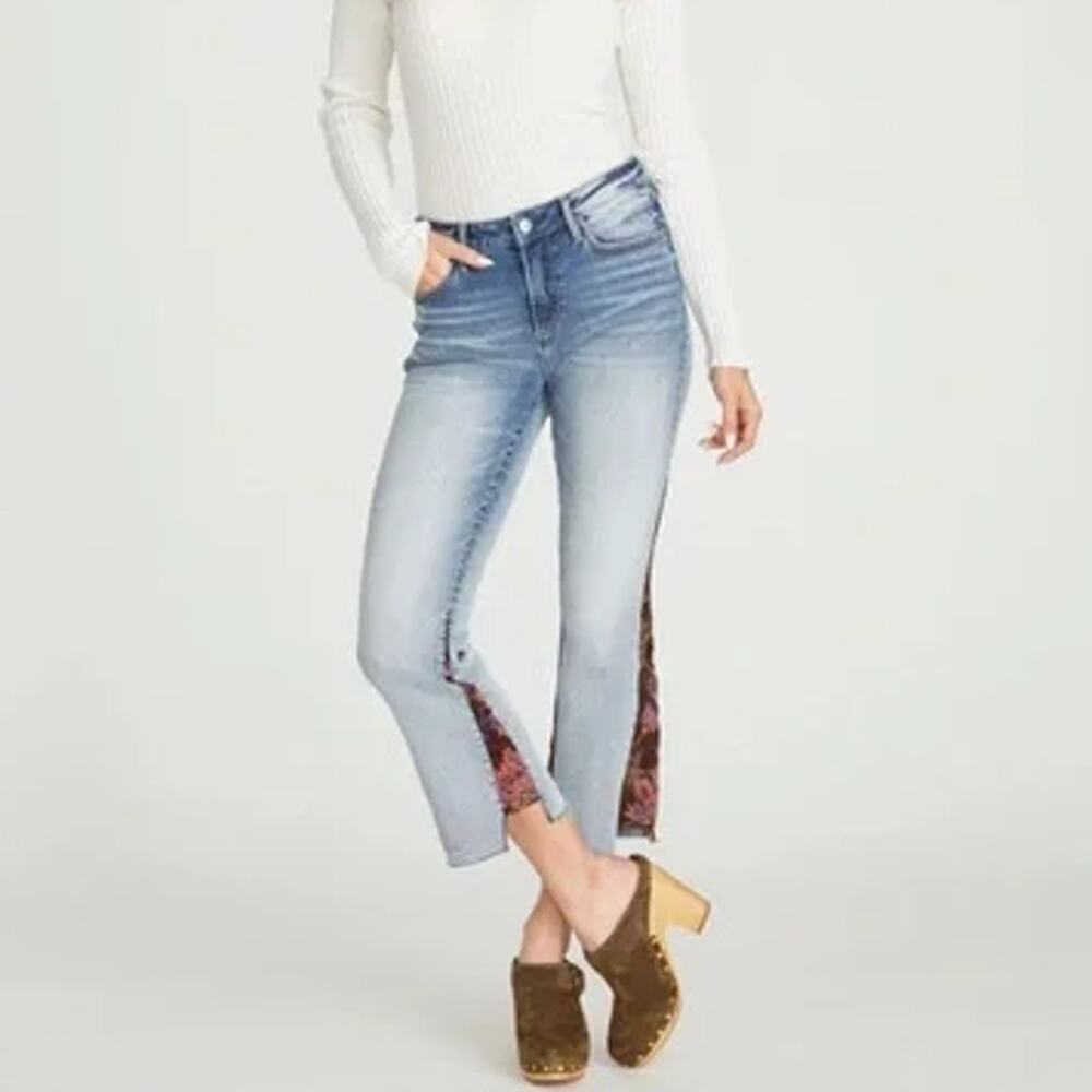 Driftwood Women's Blue Indie Crop Boot St. Lucia Jeans Size 24